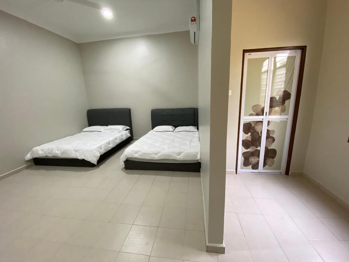 Sasuka Guesthouse Marang Ngoại thất bức ảnh