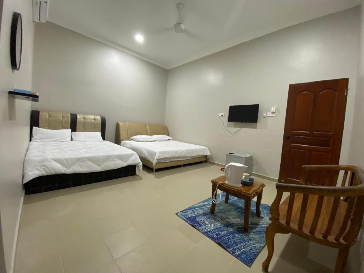 Sasuka Guesthouse Marang Ngoại thất bức ảnh
